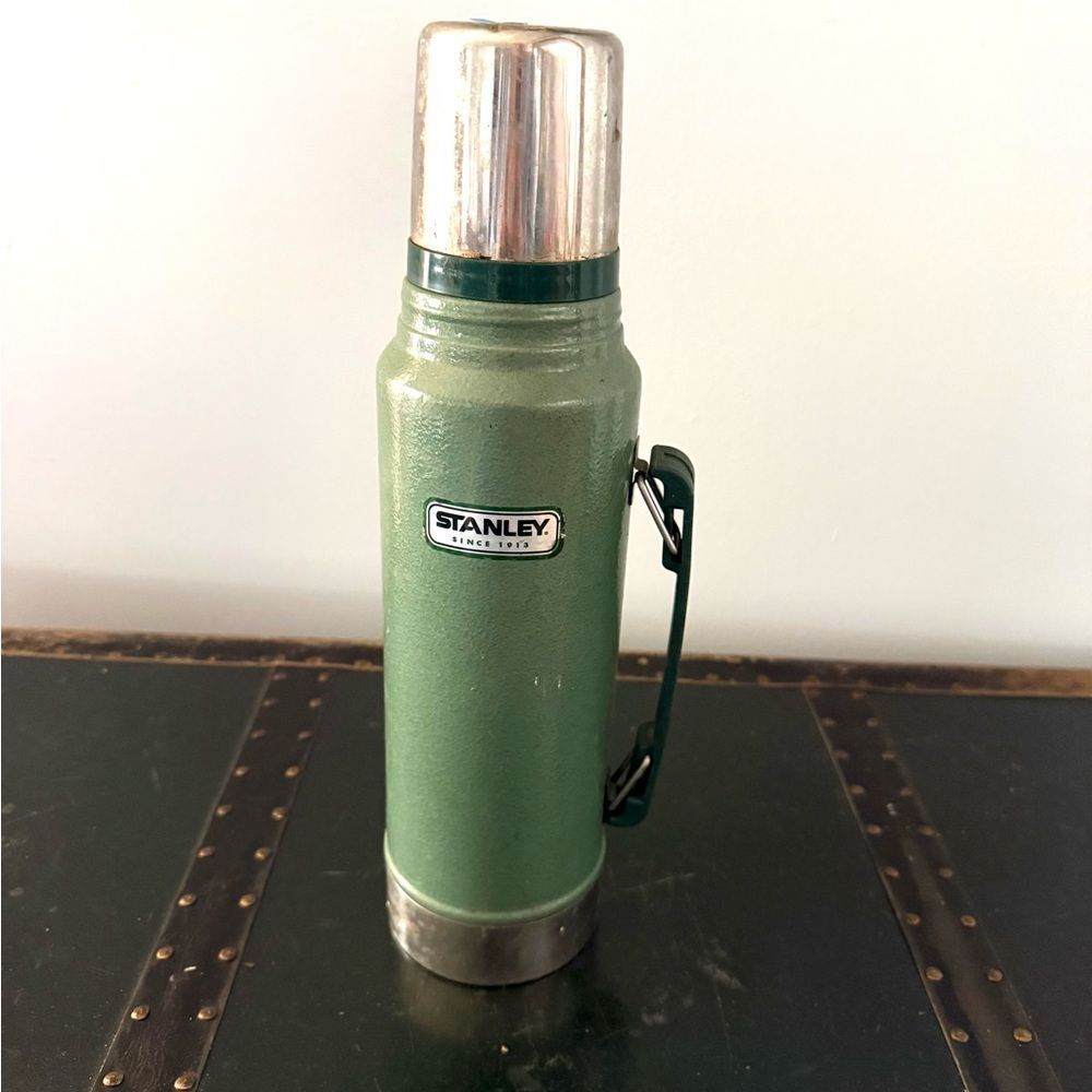 Vintage Stanley Aladdin Green Vacuum Bottle Thermos Quart M41 See Photo For Wear